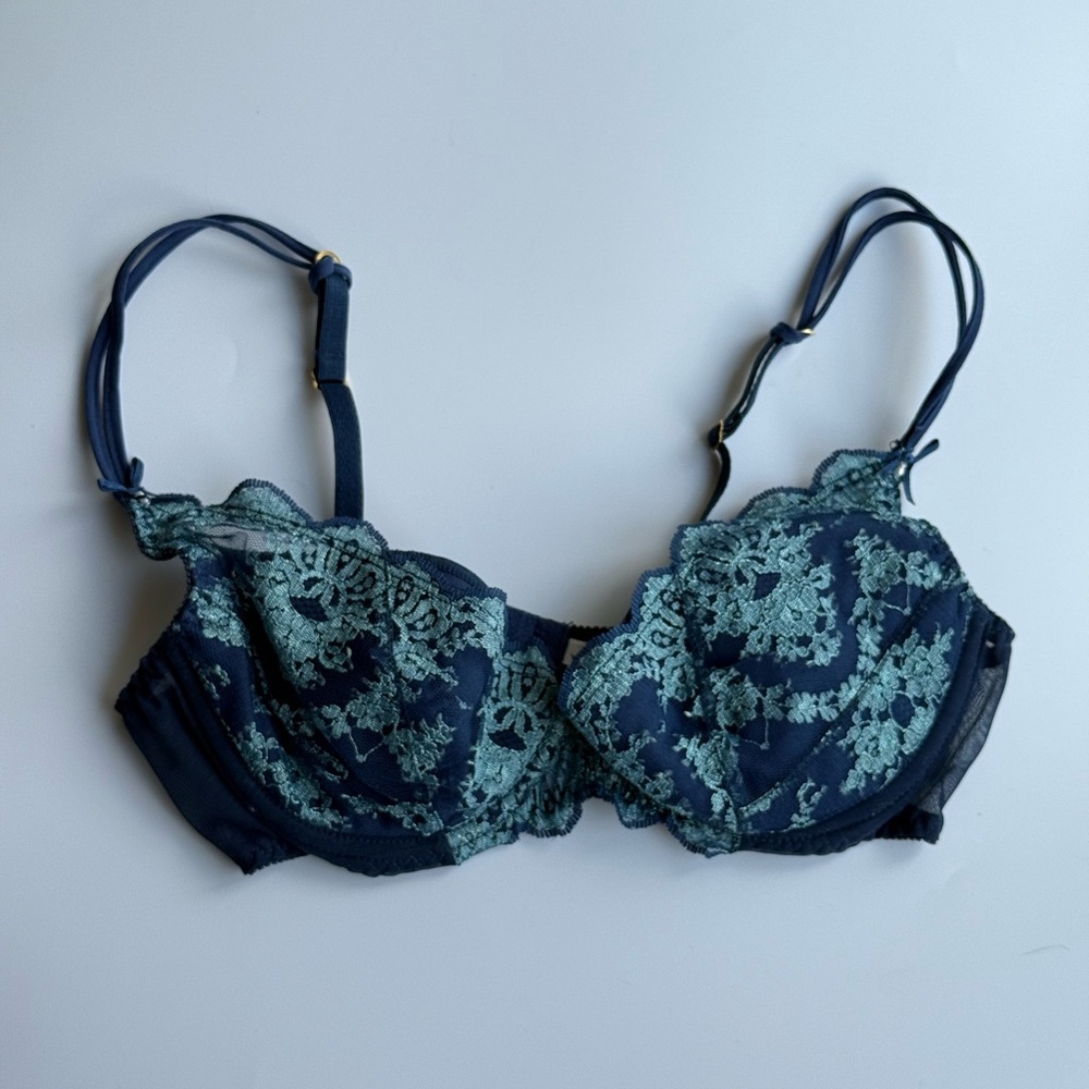 Vogue Lace Bra - Teal and Navy